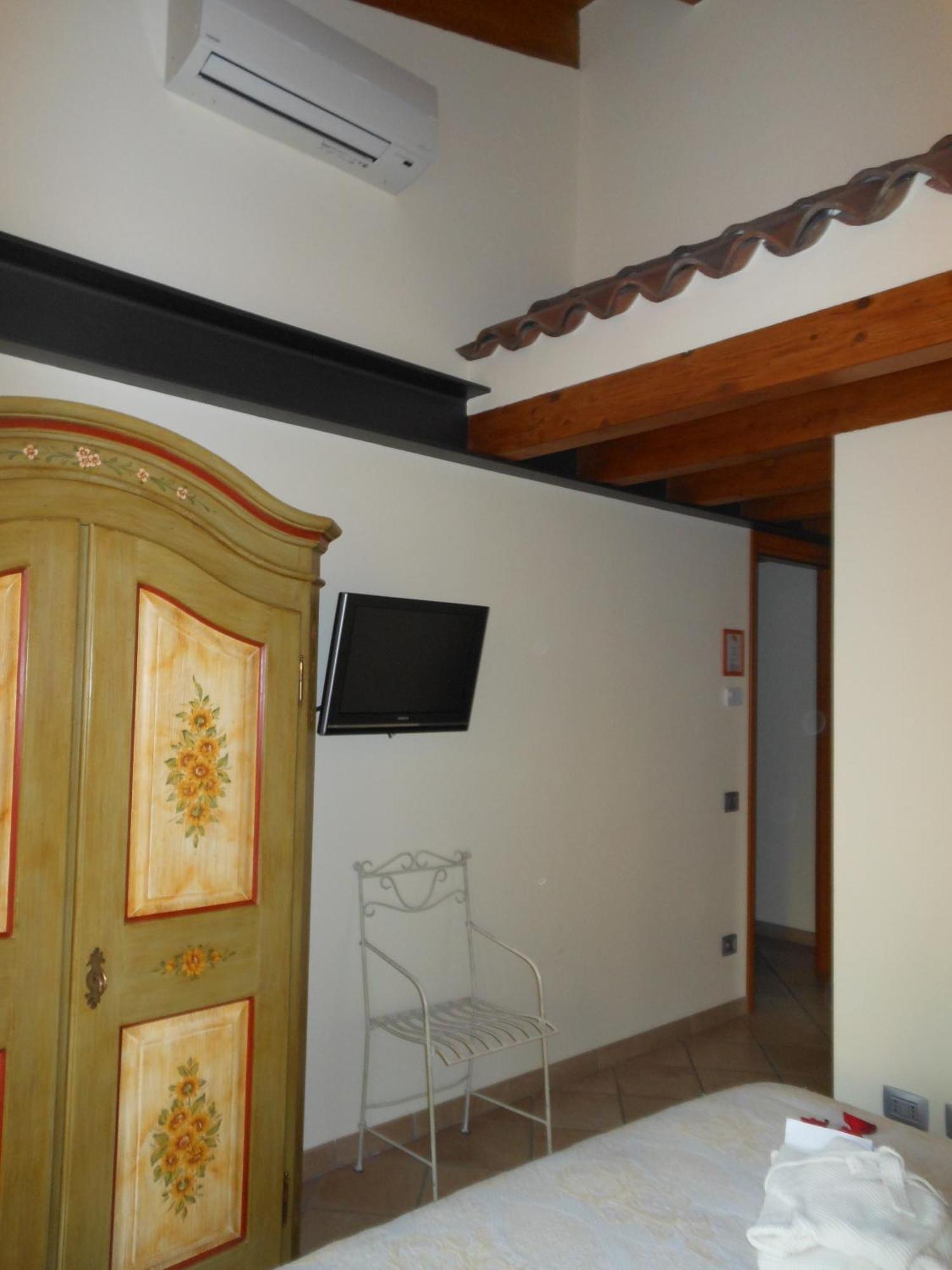 B&B I Fiori Di Marianna Bergamo Ruang foto