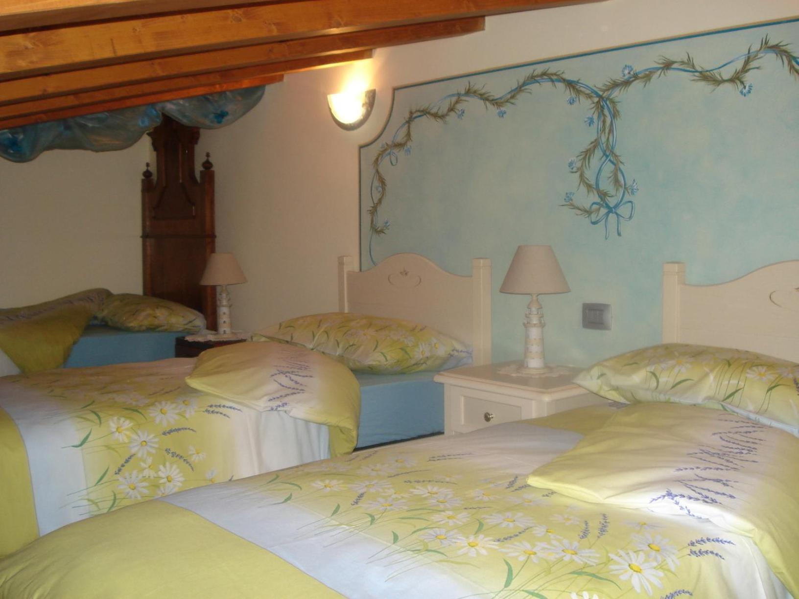 B&B I Fiori Di Marianna Bergamo Bagian luar foto